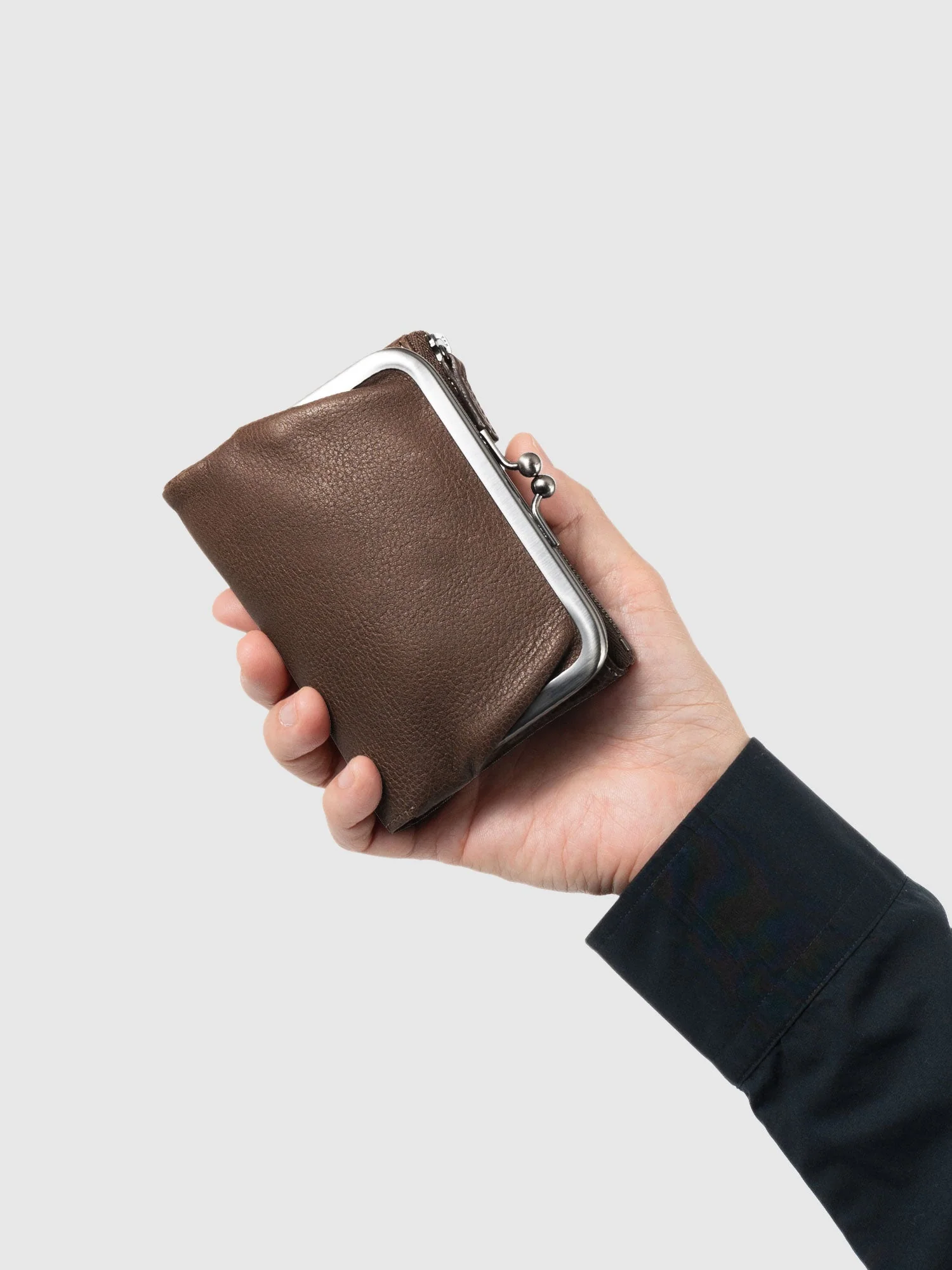 【数量限定色】トーンオイルヌメ がま口ポケット財布 - Image 7